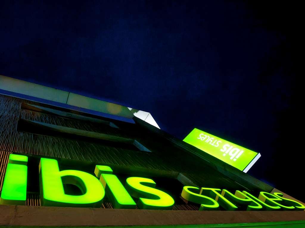 Ibis Styles Brest Centre Port Hotel Buitenkant foto